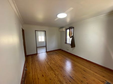 3 Bedroom Home In Central Nowra - Photo 2
