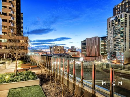 3913/639 Lonsdale Street - Photo 4