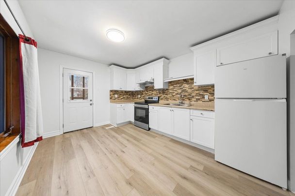 For Lease - 281 CAMBRIDGE Street, West Centre Town, Ontario - Photo 1