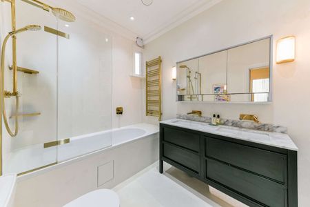 A beautifully presented and versatile four-storey home in Violet Hill - Photo 5