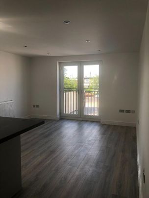 2 bedroom flat to rent - Photo 1