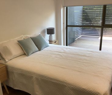 GREAT CENTRAL LOCATION - FULLY FURNISHED BRING YOUR OWN LINEN - Photo 6