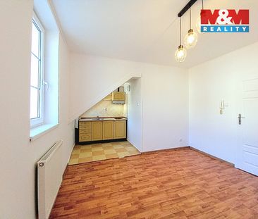 Pronájem bytu 1+1 29 m² - Photo 2