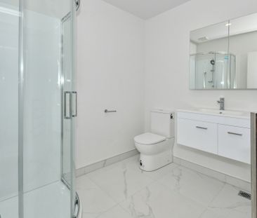 Modern 5-Bedroom Townhouse with Spacious Living in Clarks Beach - Photo 3