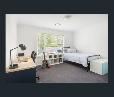 Contemporary Cosy Home - Photo 6