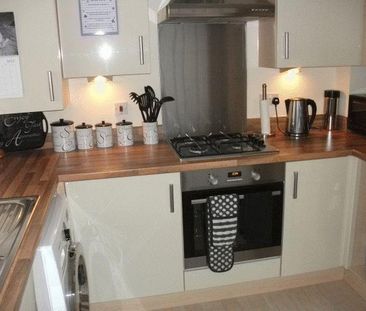 2 bedroom terraced house to rent - Photo 6