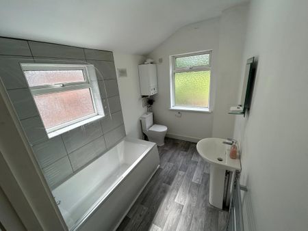 2 bedroom terraced house to rent - Photo 3