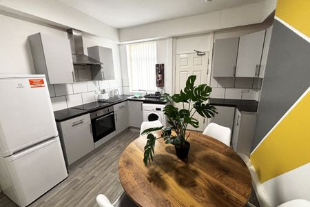 Vickers Road, SHEFFIELD - Photo 3