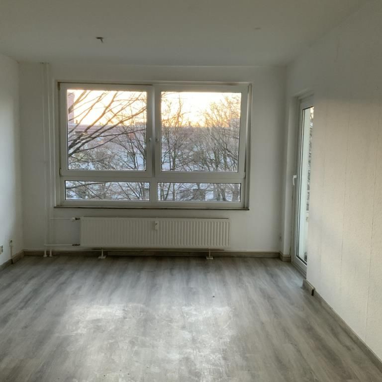 Helle 2-Zimmer Etagenwohnung mit Balkon für bis zu 2 Personen - Photo 1
