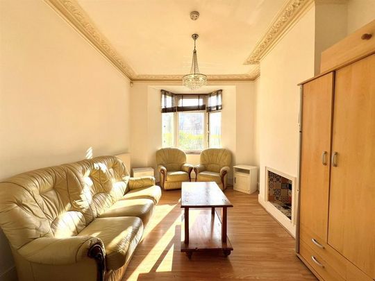 4 bedroom terraced house to rent - Photo 1