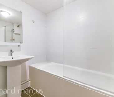 Portsmouth Road, THAMES DITTON - Photo 6