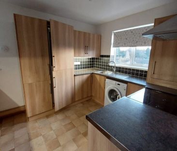 2 Bedroom Flat / Apartment - Kingsfield, Bursledon - Photo 4