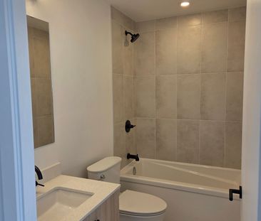 For Lease - 4878 Powers Common Unit# C601, Burlington, Ontario - Photo 6