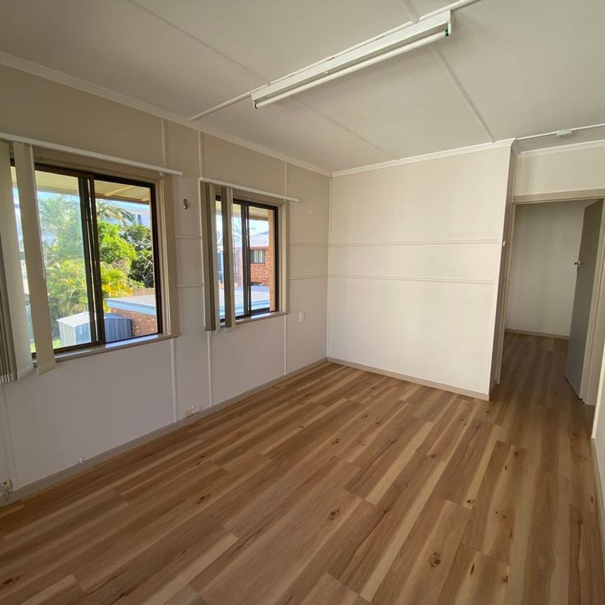 For Rent - 6 Month Lease with the Option to Renew - Photo 1