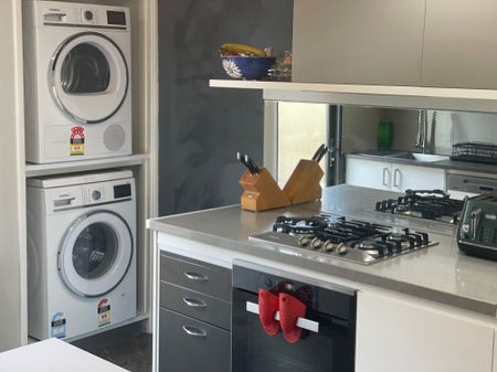 East Victoria Park - Photo 5