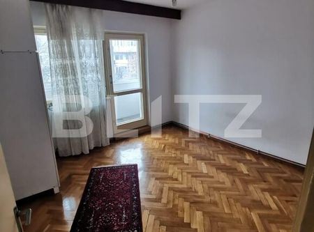 Apartament 3 camere, 78MP, decomandate, zona Centru - Photo 2