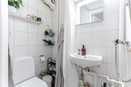 <b>CHARMERENDE LYSLEJLIGHED MED SUPER BELIGGENHED</b><br> - Photo 2