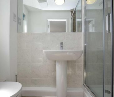 2 bedroom apartment to rent - Photo 6