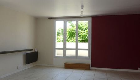 Appartement 4 pièces 84m2 REIMS 890 euros - Photo 4