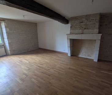 Location Appartement 3 pièces 69m² FRONTENAY ROHAN ROHAN 79270 - Photo 2