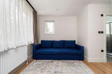 Chatsworth Road - Photo 2