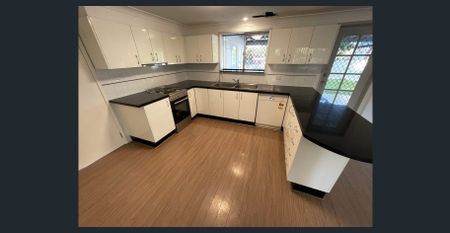 Spacious Family Home in Daisy Hill. - Photo 4