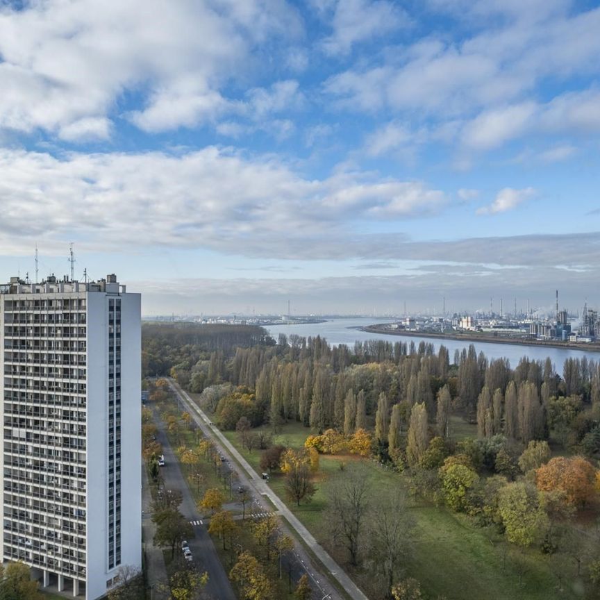 Gemeubeld appartement met prachtig uitzicht - Photo 1