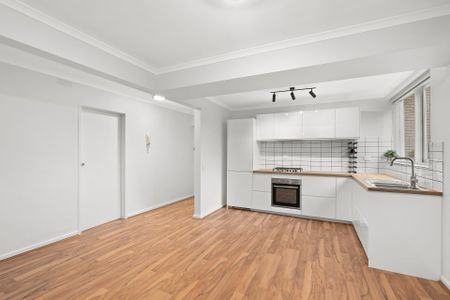 10/12-16 Symonds Street, Hawthorn East - Photo 3