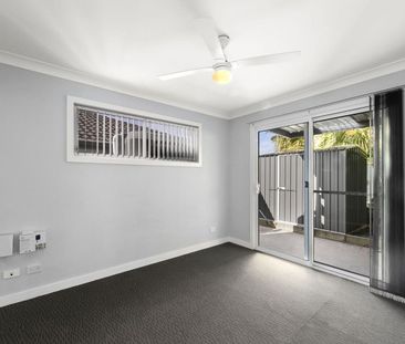 2 Bedroom House - Photo 4