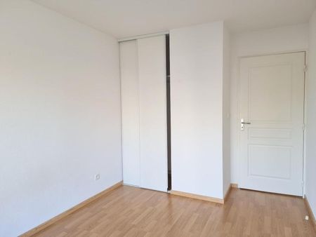 Location Appartement 2 pièces 43m² TOURS 37200 - Photo 2