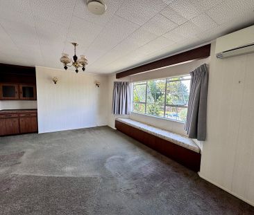 Sunny quiet home in cul- de- sec - Photo 5
