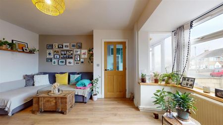 3 bedroom terraced house to rent - Photo 4