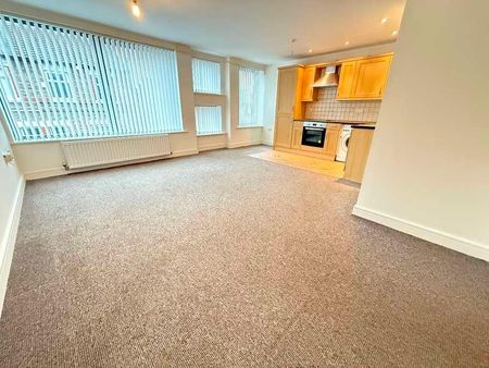 Heald Street, Garston, Liverpool, L19 - Photo 2