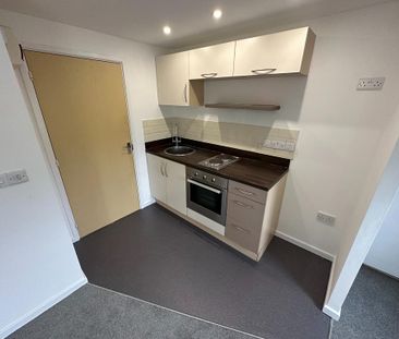 1 bedroom flat to rent - Photo 5