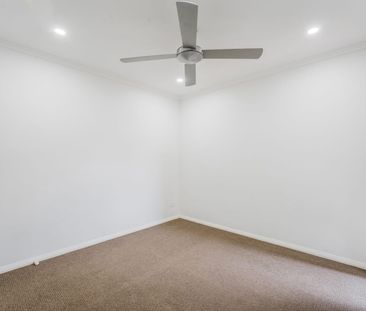 Four Bedroom Family Home in Prime Location! - Photo 4