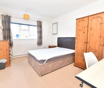 1 bedroom semi-detached house to rent - Photo 2