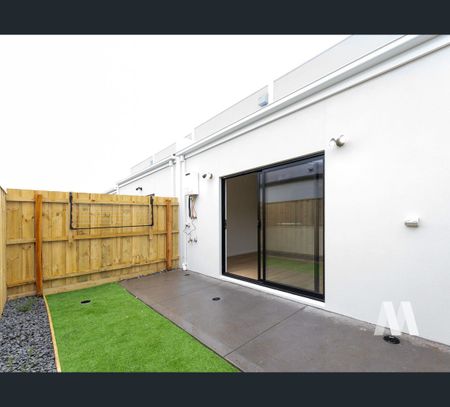 26 Ballycarrane Street, Woodstock, Vic 3751 - Photo 2