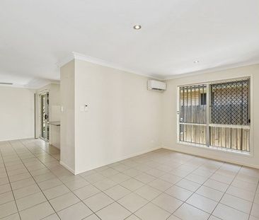 BEAUTIFUL HOME WITH HUGE ENTERTAINMENT AREA! - Photo 4