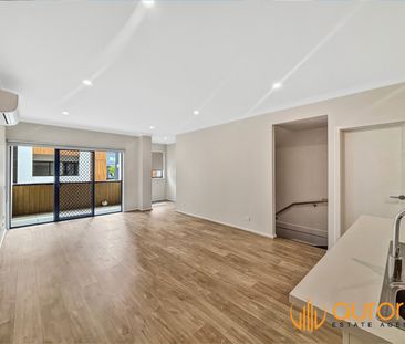 11 Luella Lane, Pakenham VIC 3810 - Townhouse For Rent | Domain - Photo 2