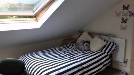 25 HUBERT ROAD - Photo 4