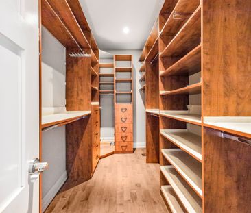 For Lease - 76 Orleans Circle Circle, Vaughan, Ontario - Photo 3