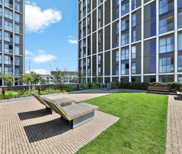 Laurel Point, E20 1JF, London - Photo 2