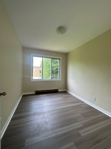 Condo for rent, Montréal (Côte-des-Neiges/Notre-Dame-de-Grâce) - Photo 4