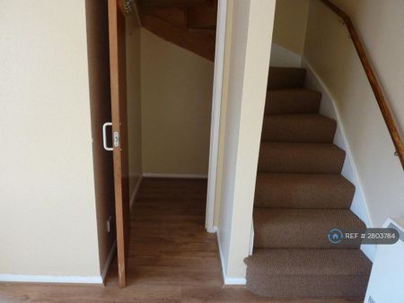 1 bedroom terraced house to rent - Photo 5