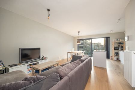 Recent appartement met 2 slaapkamers en terras - Photo 2