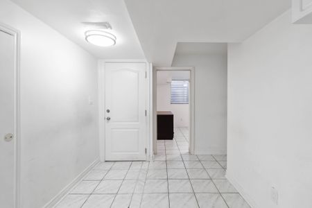 For Lease - 3073 Ireson Court Unit# Bsmnt, Mississauga, Ontario - Photo 4