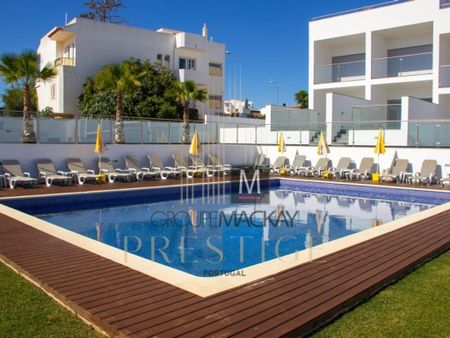 2 bedroom luxury Semidetached House for rent in Albufeira, Distrito de Faro - Photo 2