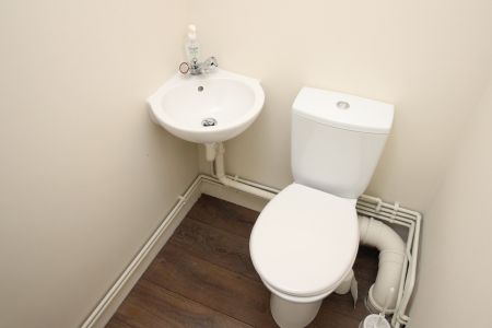 Landlords Letting Company - Photo 4