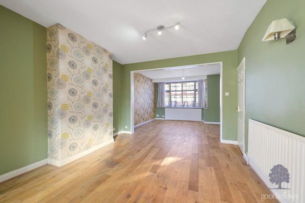 3 bedroom semi-detached house to rent - Photo 1