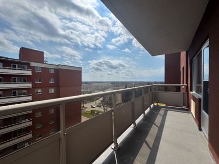 For Lease - 610 Lake Street Unit# 803, St. Catharines, Ontario - Photo 3